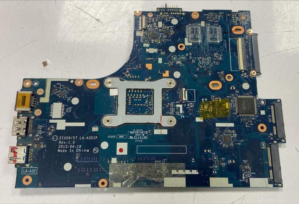 Lenovo İdeapad M30-70 Anakart LA-A321P