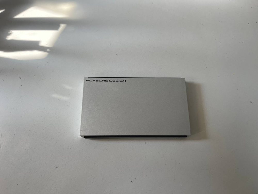 Lacie P9220 Porsche Design LAC9000459 USB 3.0 2.5" 2 TB Harici Harddisk (2.EL)