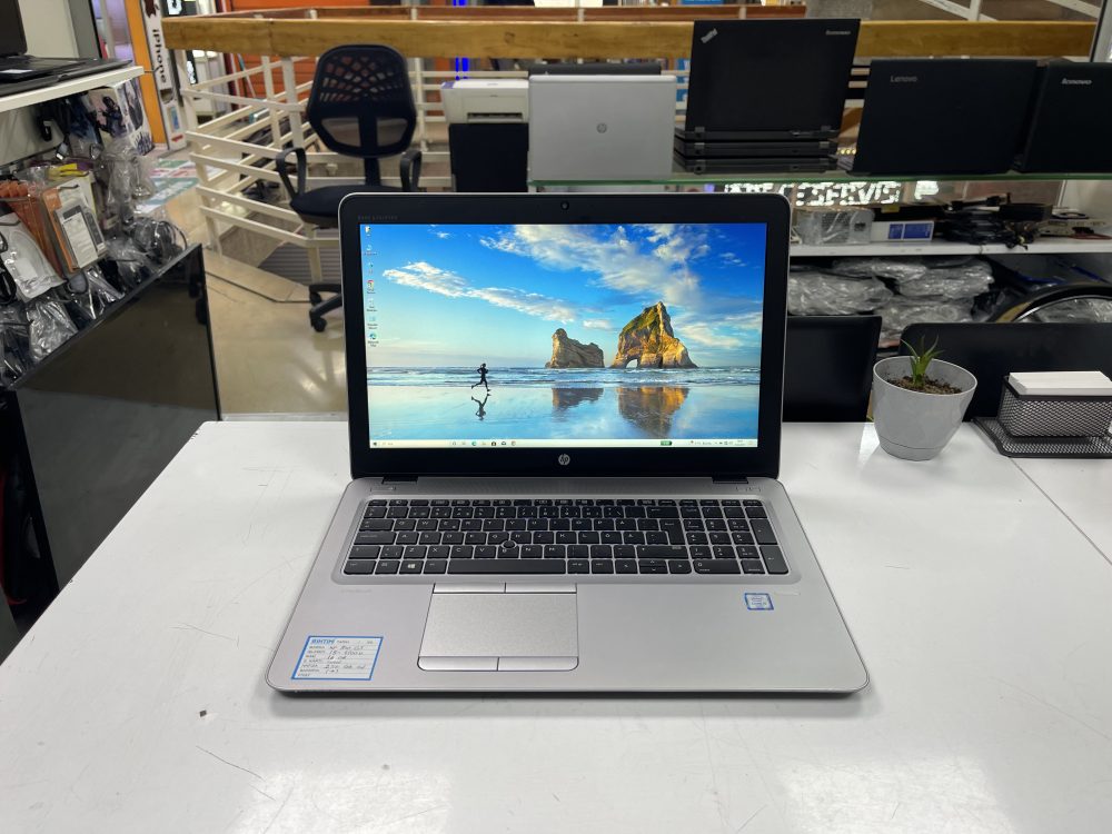 HP ELİTEBOOK 850 G3 İ5-6200u 16 GB 256 GB
